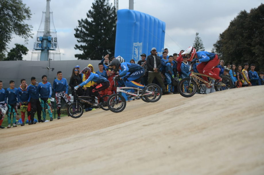 Pista profesional de BMX