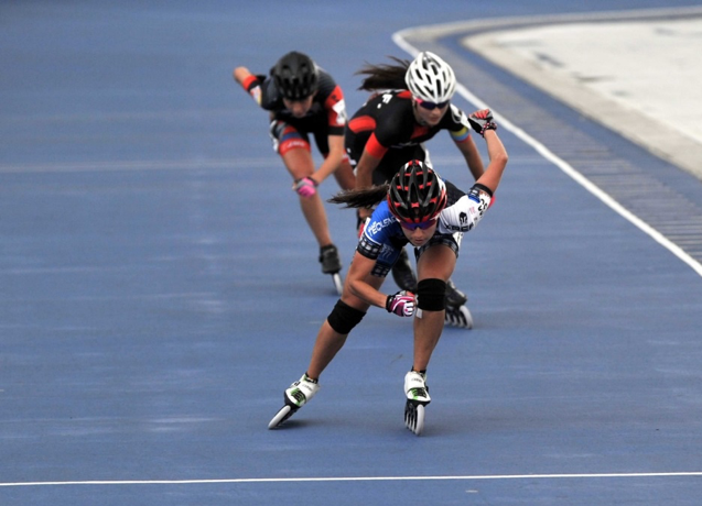 patinadoras compitiendo