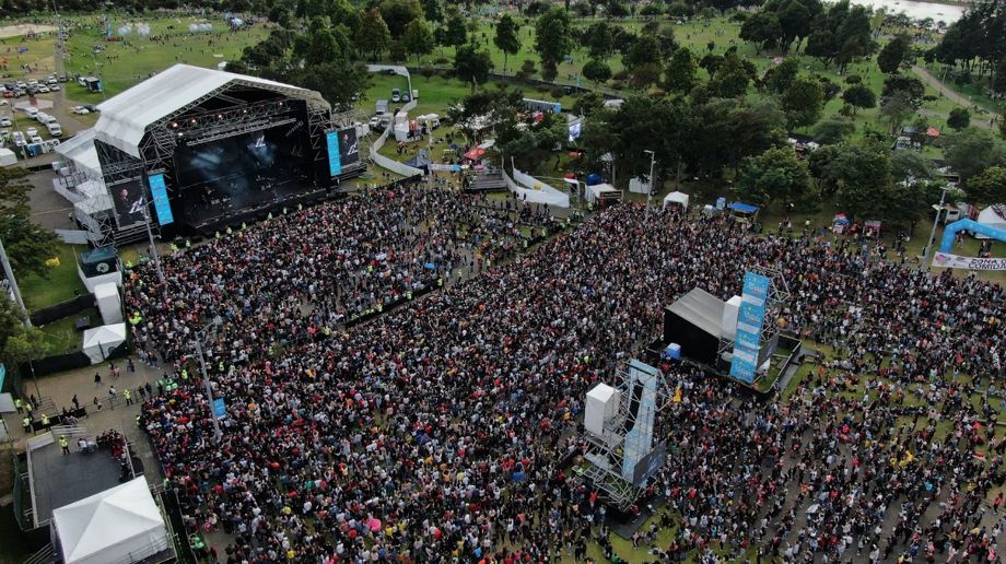 multitud de personas