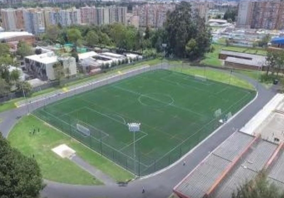 vista aérea de cancha sintética