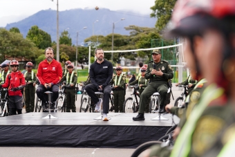 El IDRD y la Policía Metropolitana firman el convenio "Bogotá Deportiva, Recreativa y Segura" para fortalecer la protección de la Ciclovía y los espacios relacionados en la ciudad 