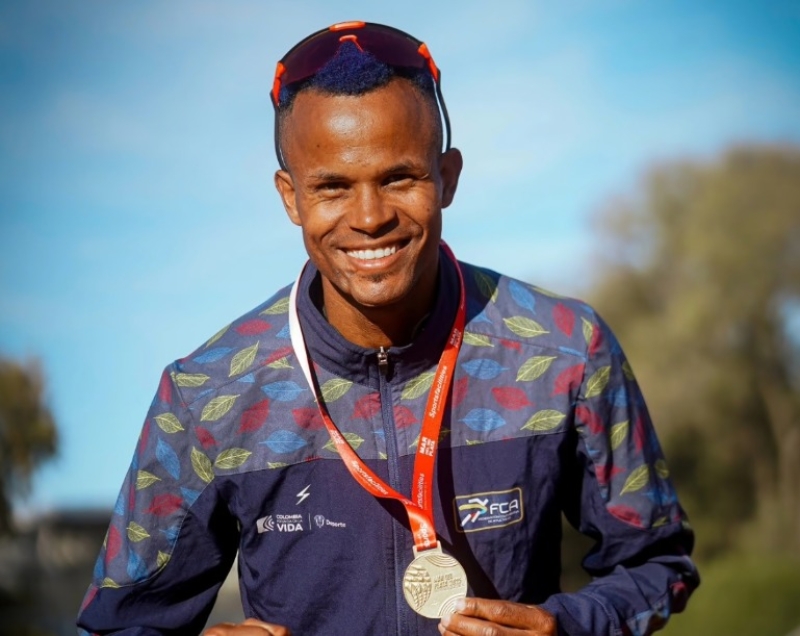 Carlos Sanmartín se lució en el Campeonato Suramericano de Atletismo en Mar del Plata, con dos medallas de oro. Foto cortesía Consudatle. / Oscar Muñoz.
