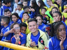 Niños sonriendo