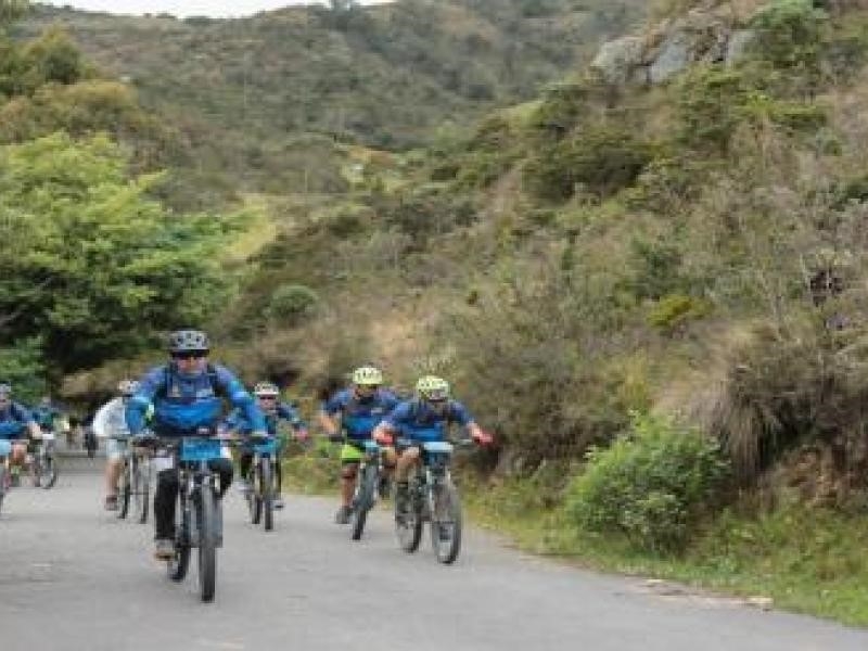 Ciclistas en travesía